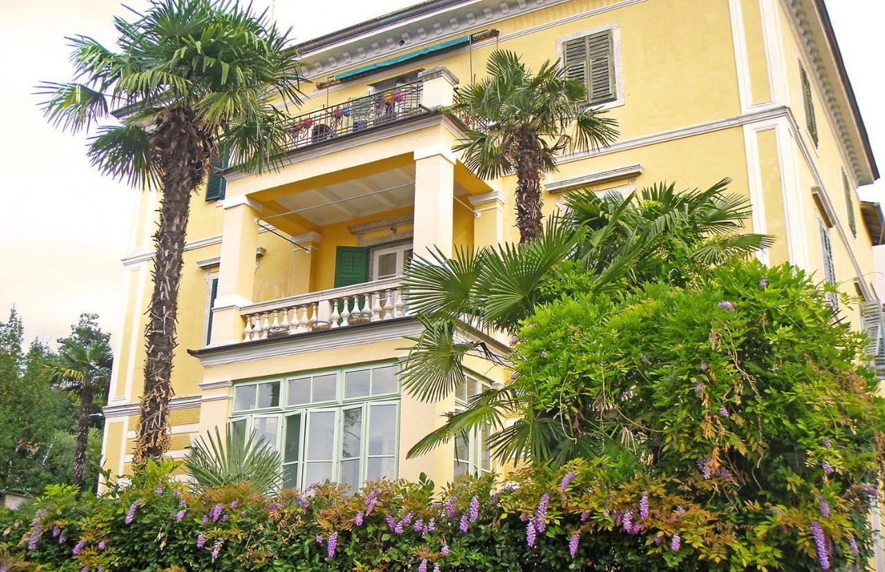 Apartment Veronika Opatija Exteriör bild